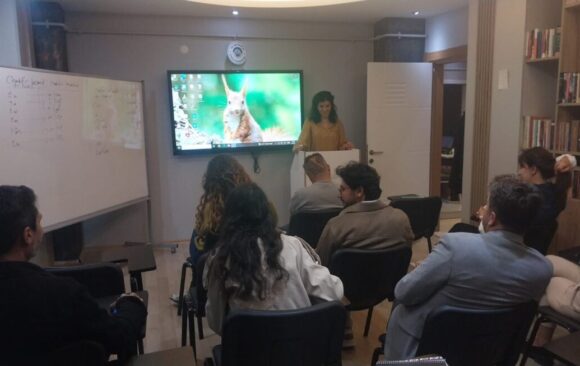 Second-Level Kurdish Language Course Begins with Instructor (Mamoste) Songul