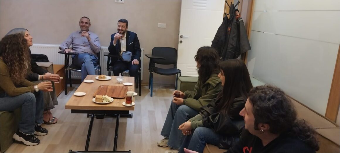 Bi Coş û Heyecan Kursa Asta Yekem ya Meha Nîsanê Dest Pê Kir