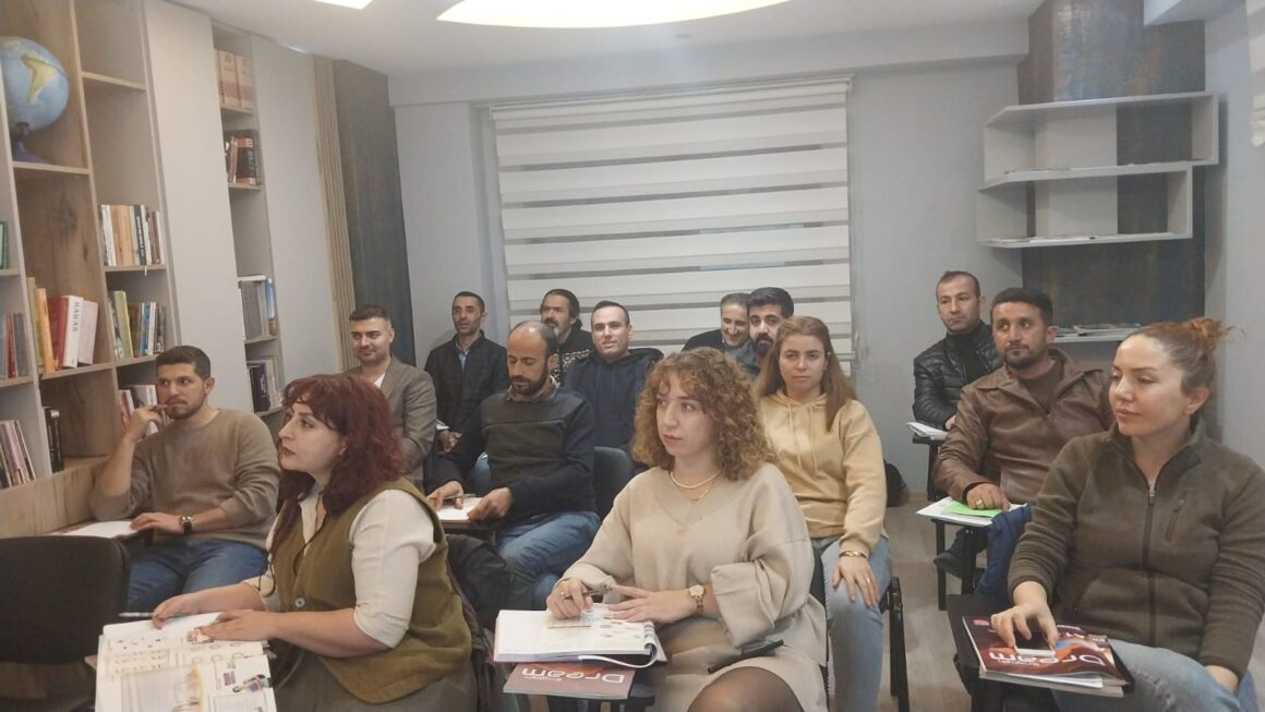 Eleqeyek Zêde Ji Bo Kursa Îngilîzî ya A1