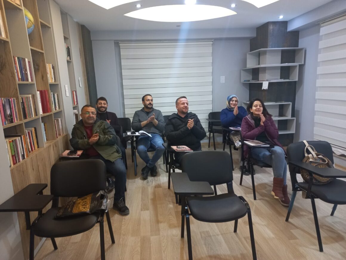 Asta Duyem Bi Coş û Kelecan Didome
