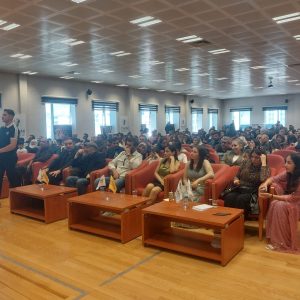 Li Wanê Coşa Cejna Zimanê Kurdî: Pêşbirka Helbestan a “Nûbihara Biçûkan” Hat Lidarxistin