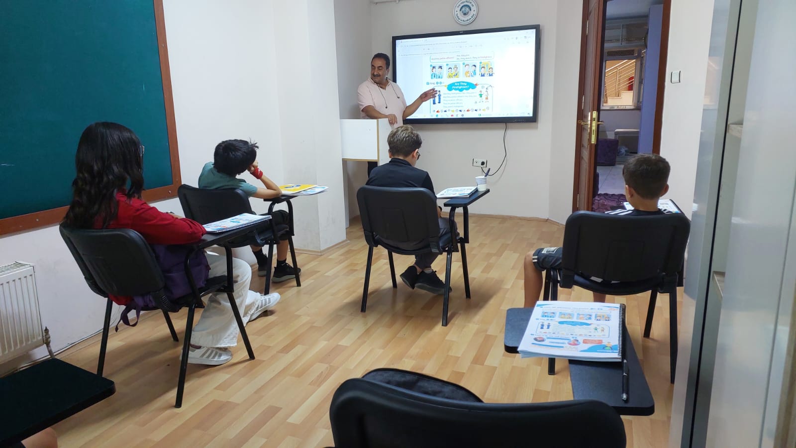 Kursa Îngilîzî · English class